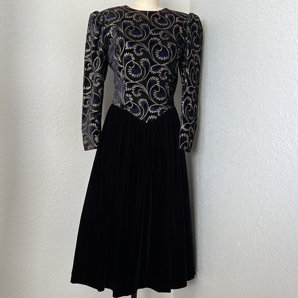 Vintage 80s Velvet Dress by Jessica McClintock size 4 Navy and black